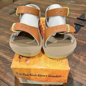 Saltwater Surfer Sandal Tan, Size 6 NWT
